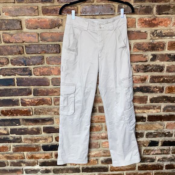 Abercrombie & Fitch Cream Relaxed Fit Wide Leg Cargo Pants Women's Size 4 27 - Picture 2 of 9